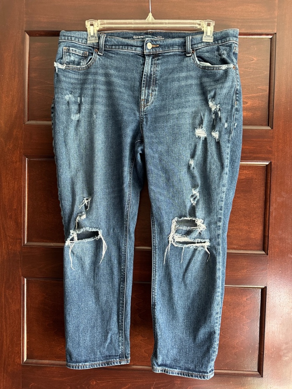 Old Navy Mid-Rise Boyfriend Distressed Women's Blue Jeans - Classic Mid Wash